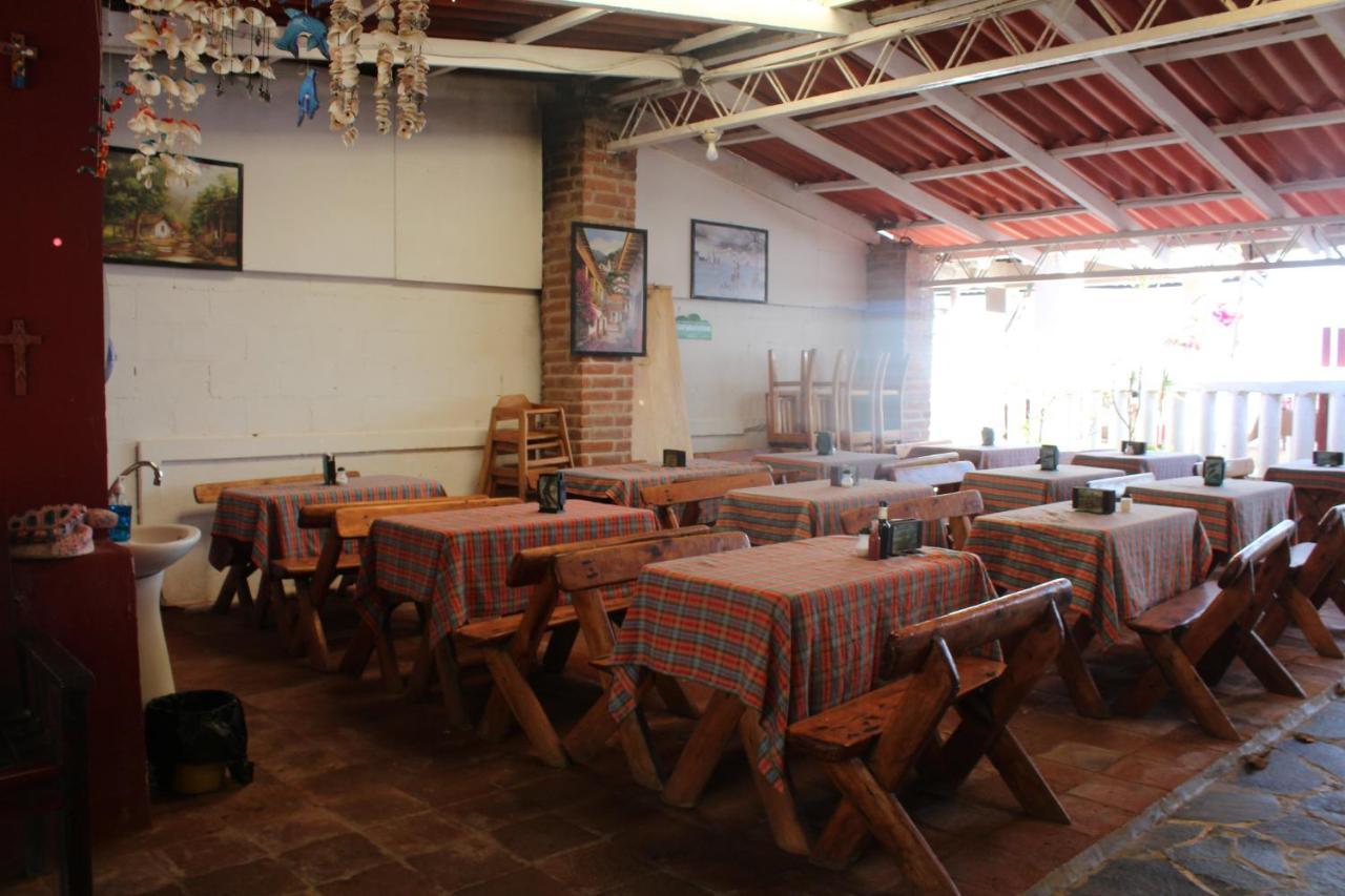 Hostal Y Restaurante Marsolie Sonsonate Exterior photo