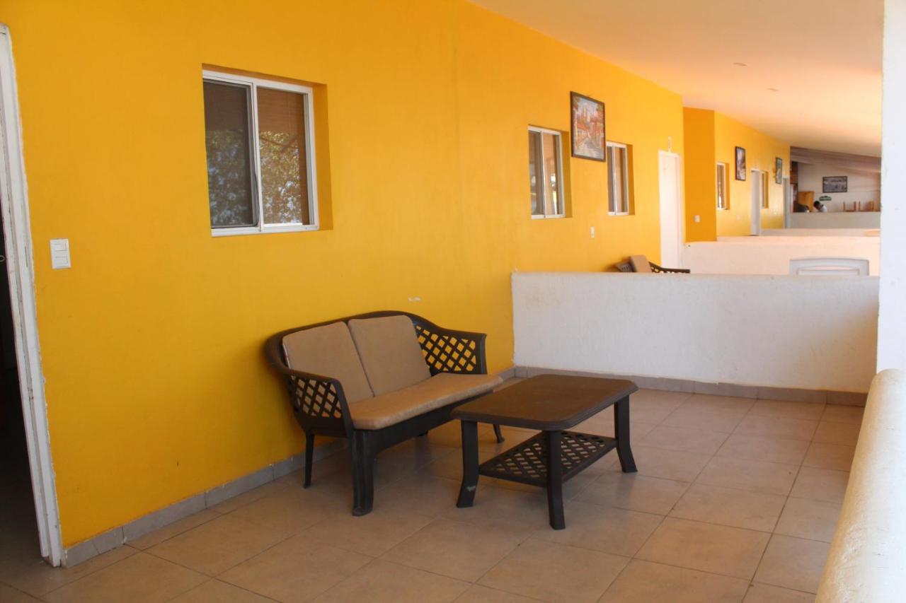 Hostal Y Restaurante Marsolie Sonsonate Exterior photo